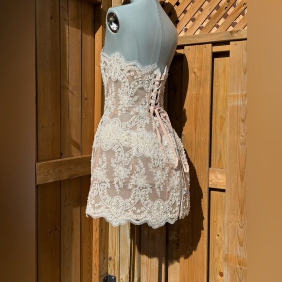 🆕 BRONX & BANCO 🧿 NWOT Maraya Blanc Lace Mini Dress, Sz XL US 10 - Picture 6 of 16